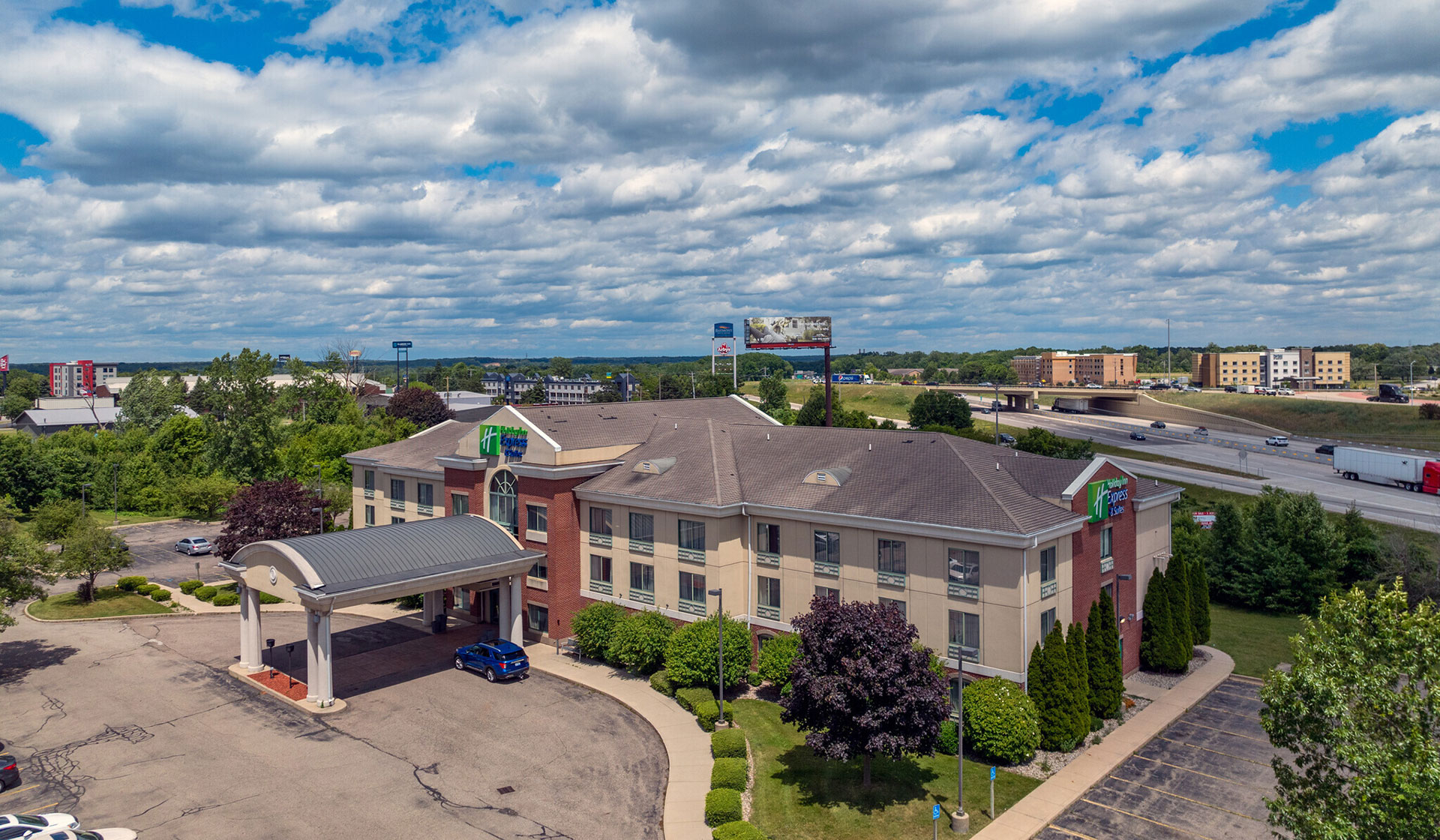 Holiday Inn Express & Suites Kalamazoo